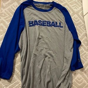 Men’s 3/4 length UA baseball tee